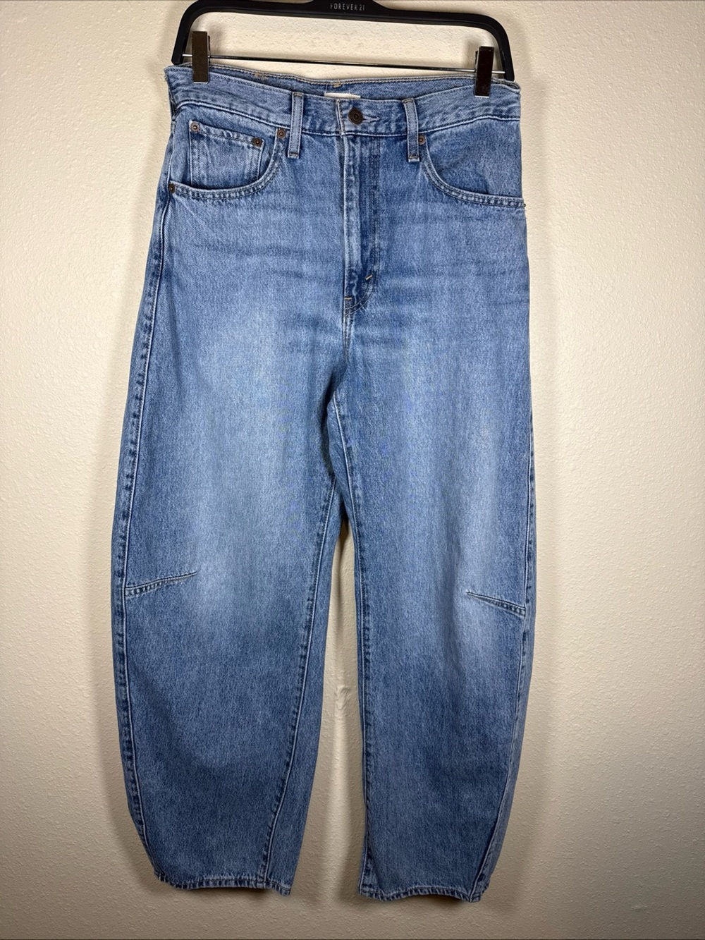 Levis Cinch Barrel Loose Fit Light Wash Denim Jeans Women's Size 30x30
